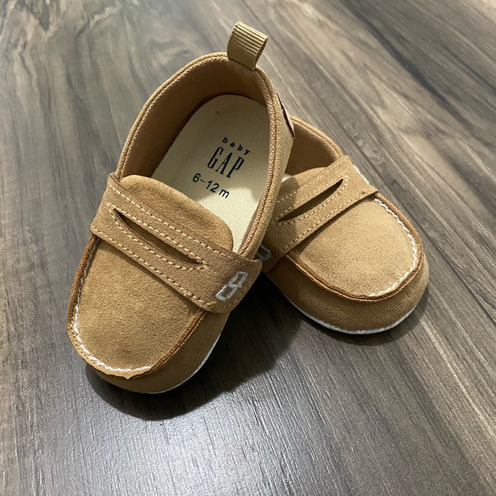 6-12 month BabyGap loafers